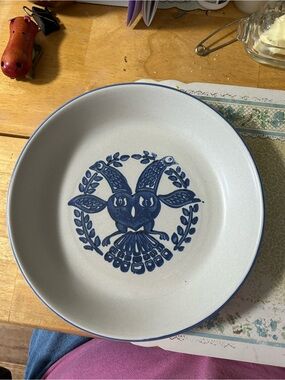 Vintage Phaltzgraff Yorktowne stoneware pie plate in Distelfink bird pattern